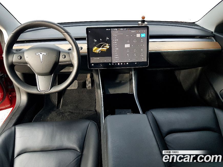 Tesla Model 3 2020