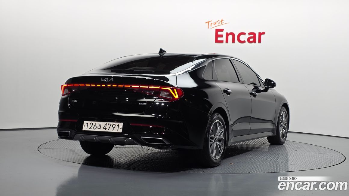 Kia K5 2023