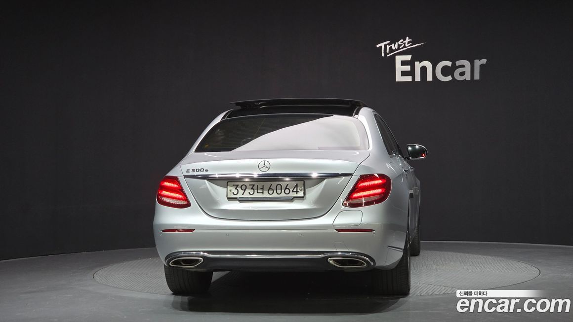 Mercedes-Benz E-Class 2019