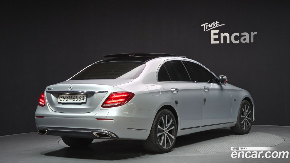 Mercedes-Benz E-Class 2019