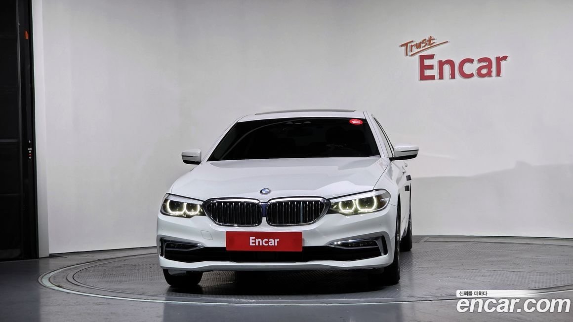 BMW 5-Series 2019