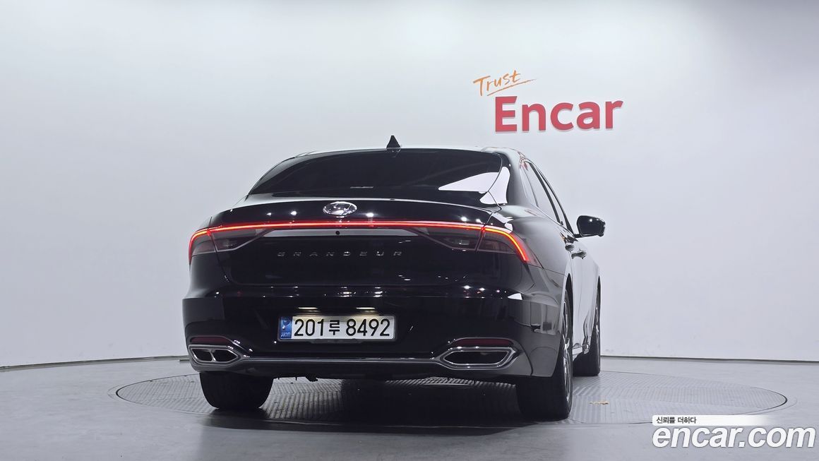 Hyundai Grandeur 2022