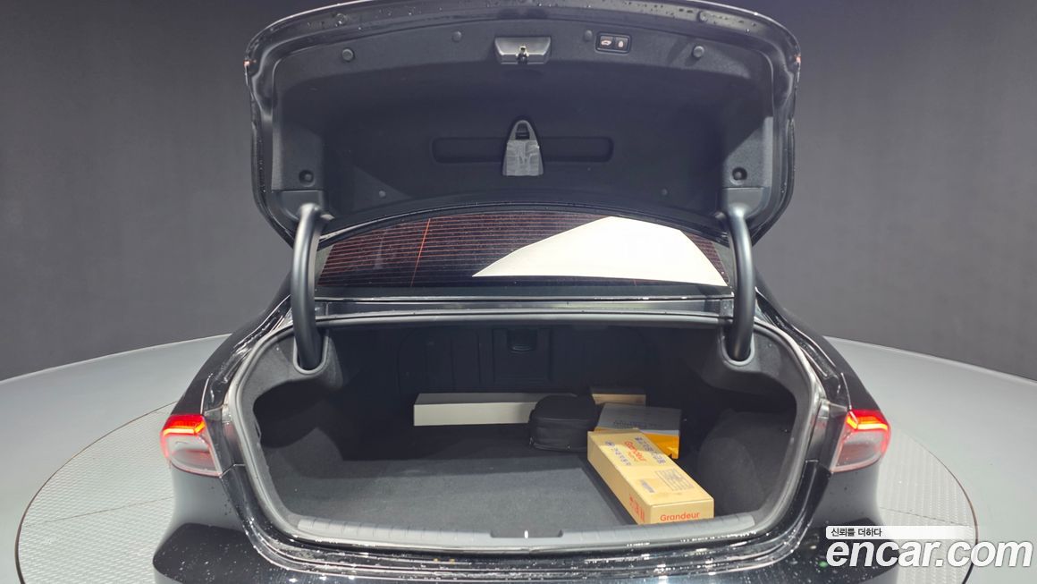 Hyundai Grandeur 2021