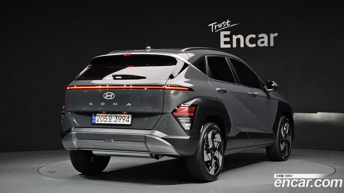 Hyundai Kona 2025