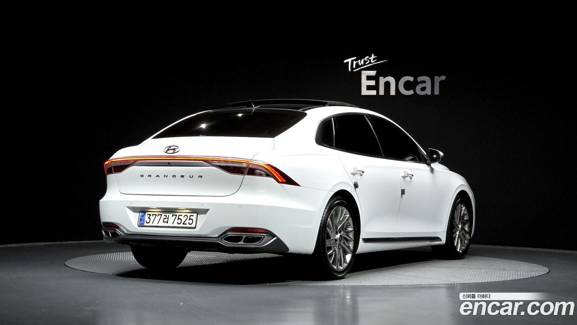 Hyundai Grandeur 2021