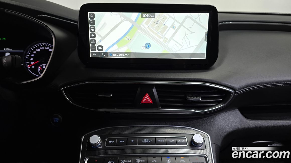 Hyundai Santafe 2022