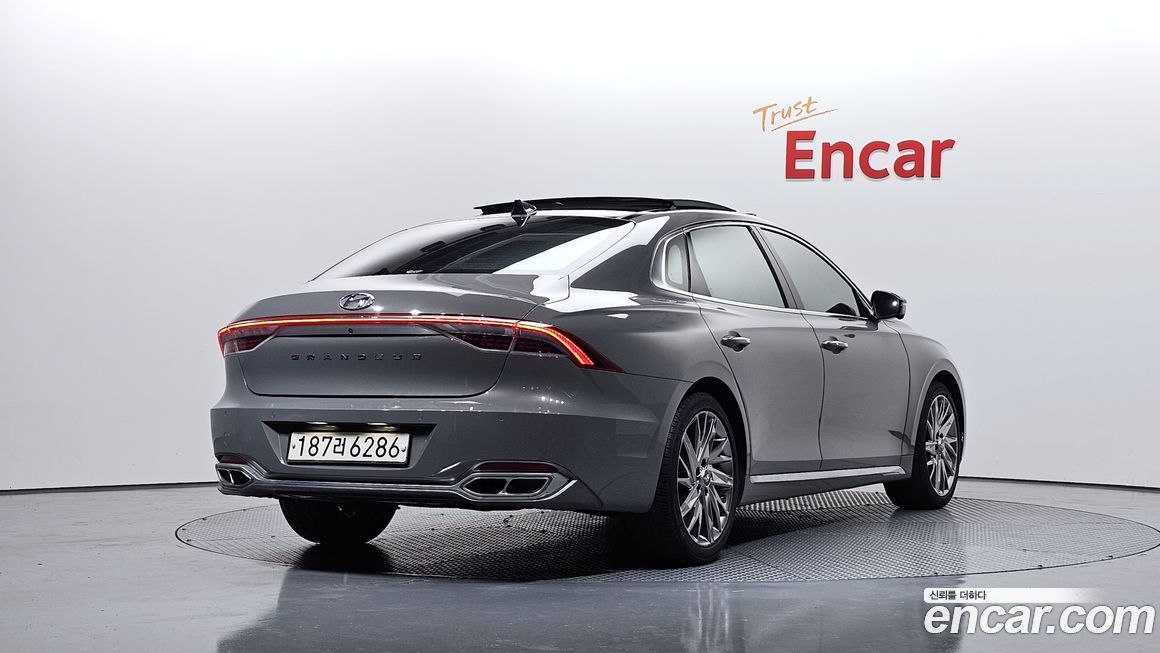 Hyundai Grandeur 2020