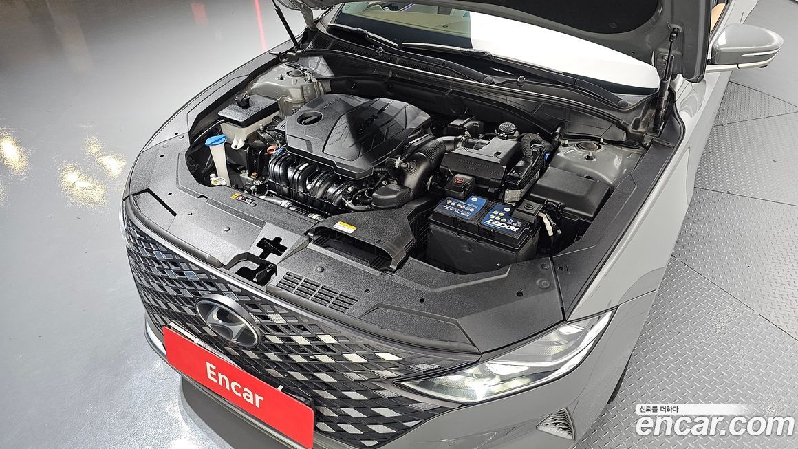 Hyundai Grandeur 2020