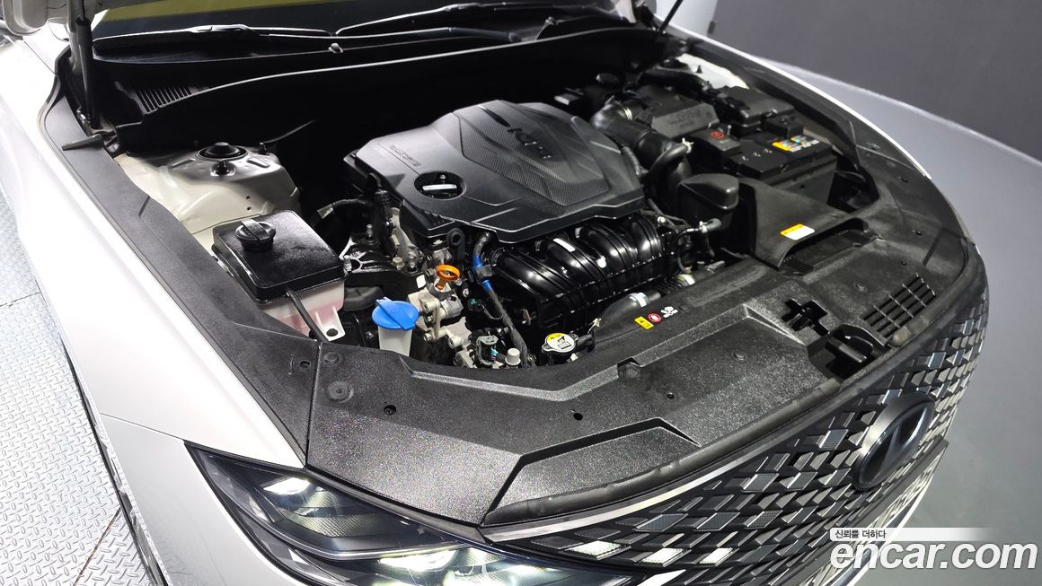 Hyundai Grandeur 2021