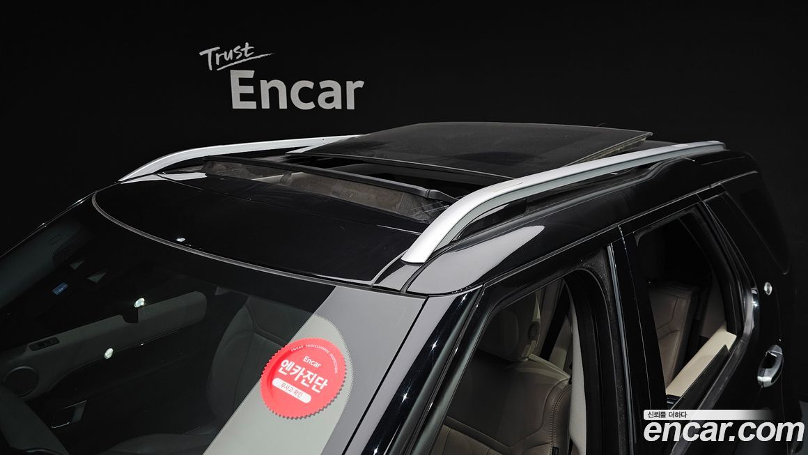 Land Rover Discovery 2018