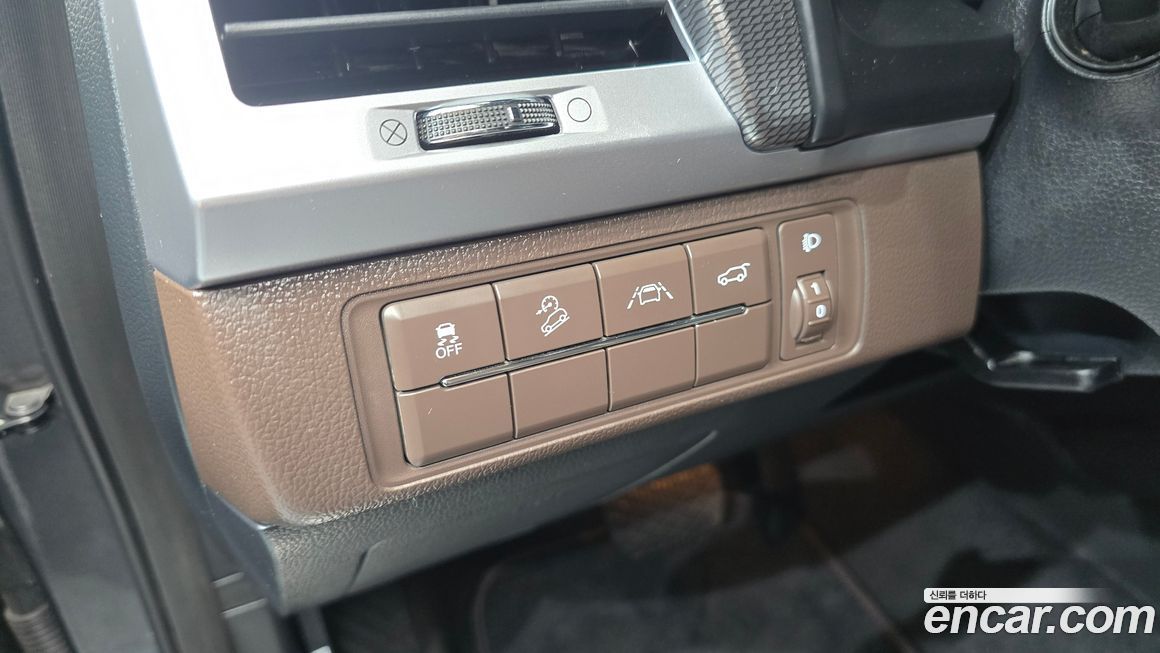 KG_Mobility_Ssangyong Rexton 2023