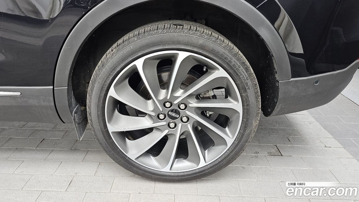 Lincoln Nautilus 2022