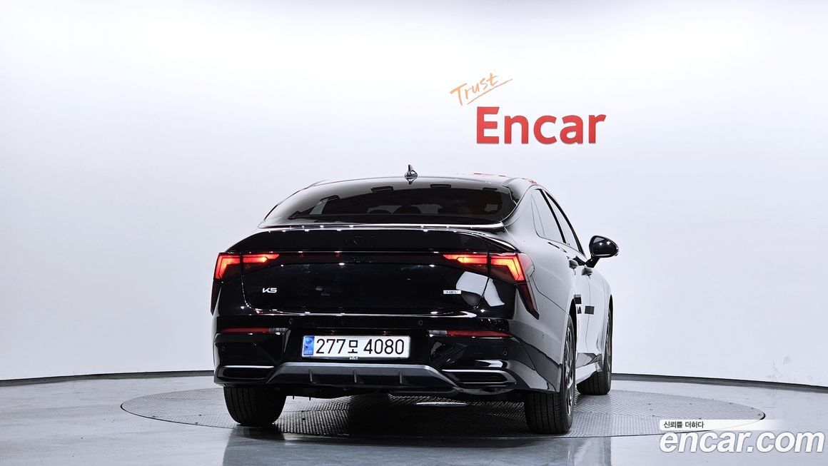 Kia K5 2025