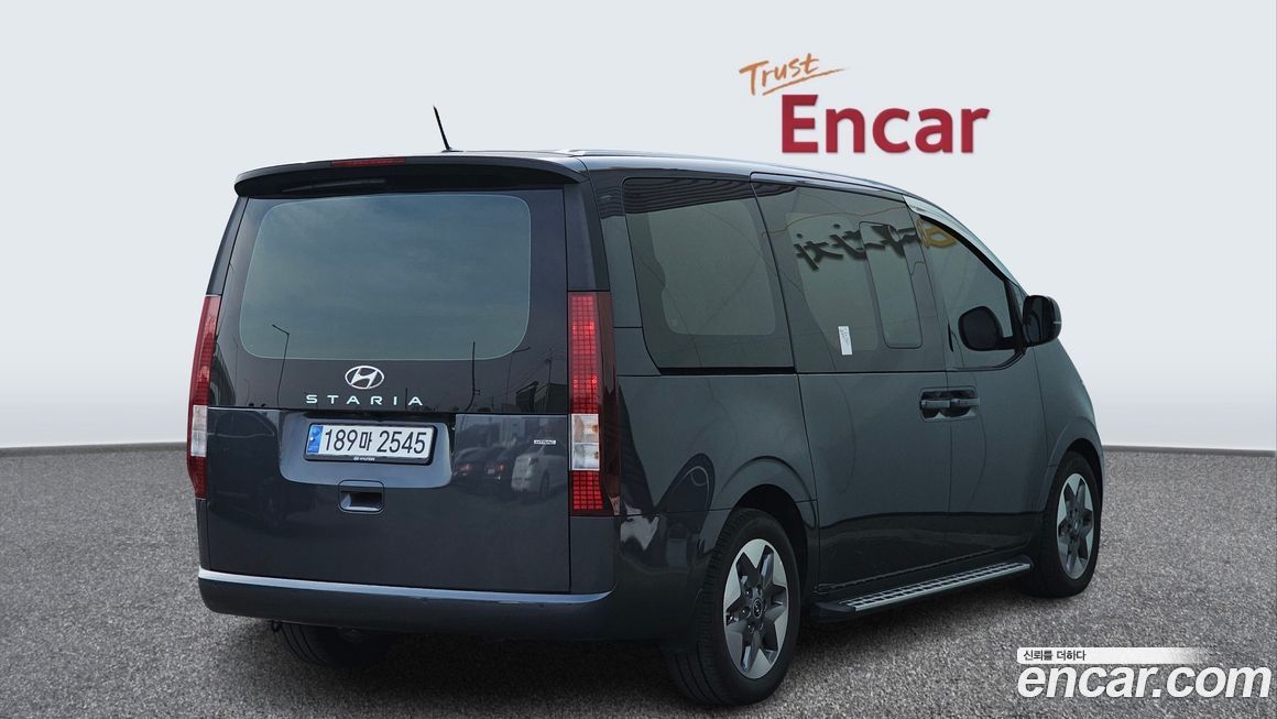 Hyundai Staria 2024