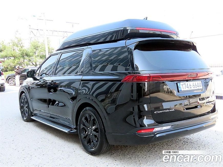 Kia Canival 2021
