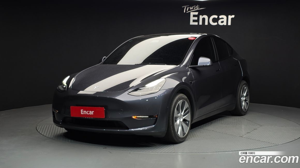 Tesla Model Y 2021