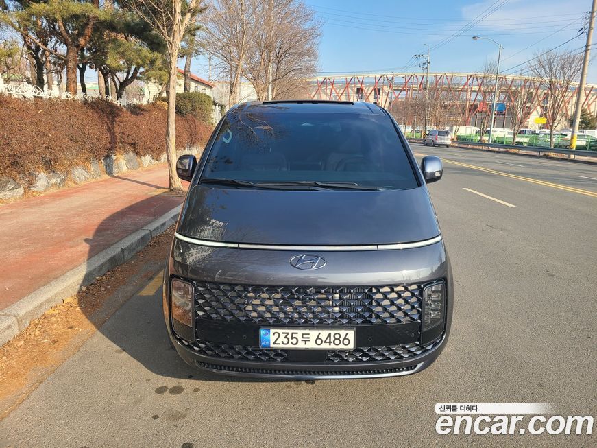 Hyundai Staria 2023