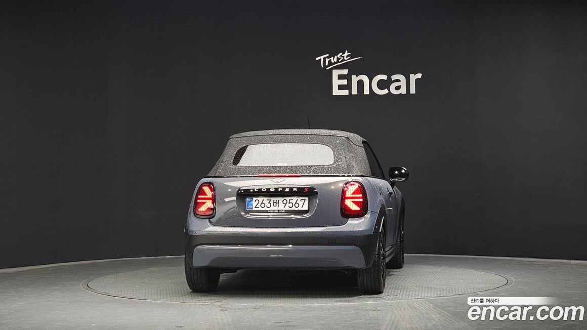 Mini Cooper Convertible 2025