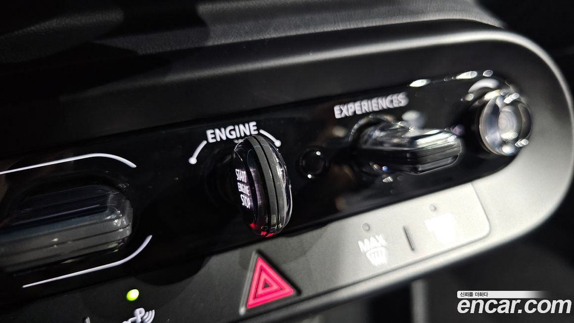 Mini Cooper Convertible 2025