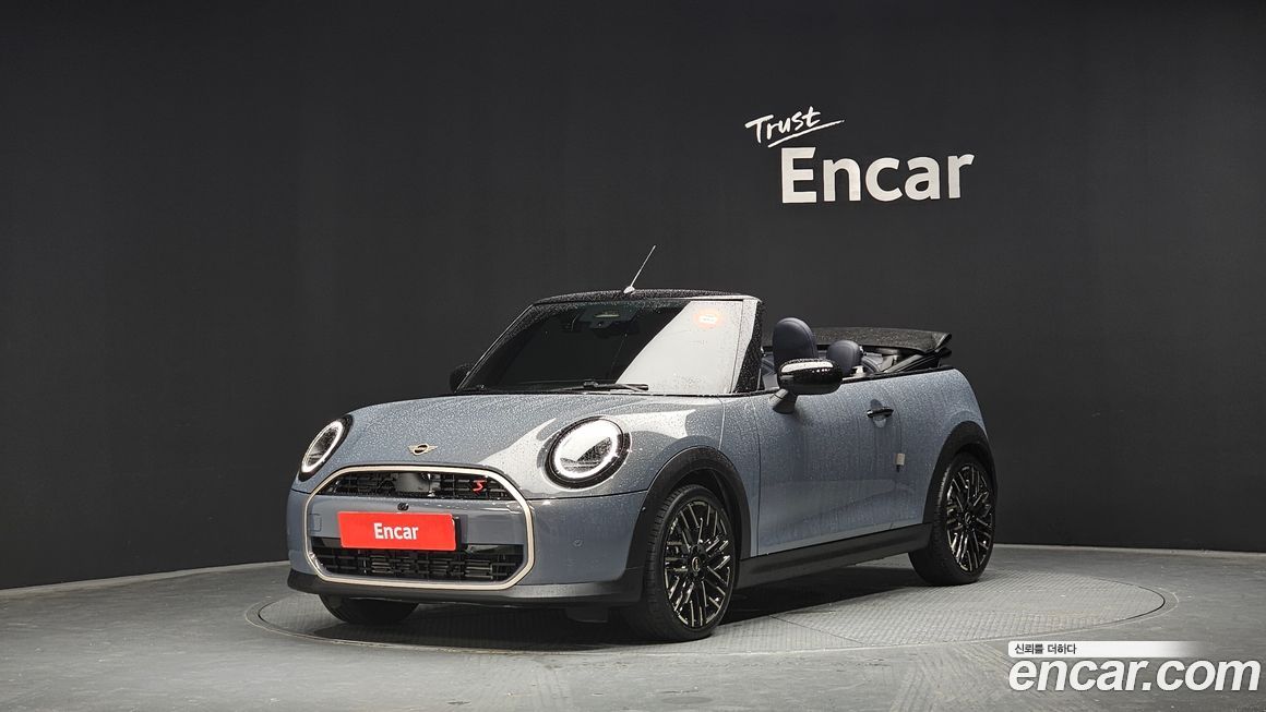 Mini Cooper Convertible 2025