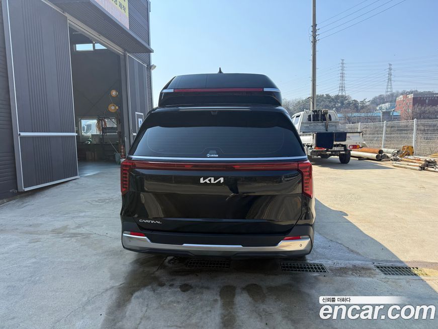 Kia Canival 2025