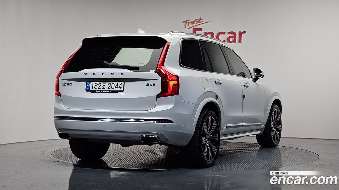 Volvo XC90 2021