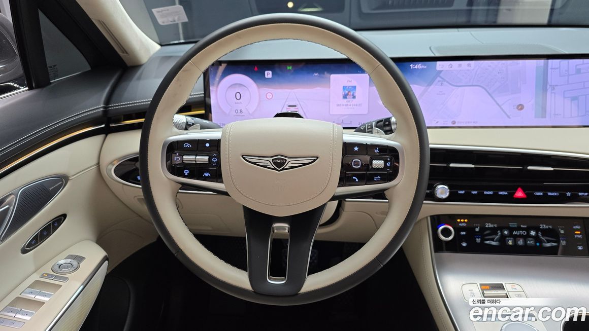 Genesis GV70 2025