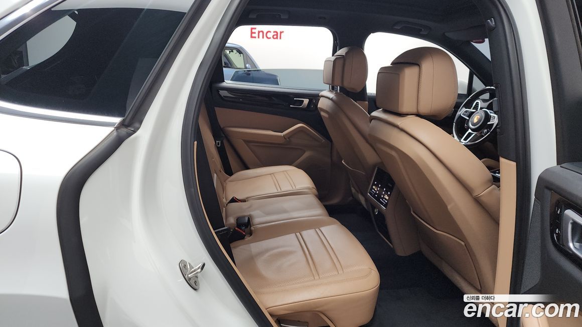 Porsche Cayenne 2020