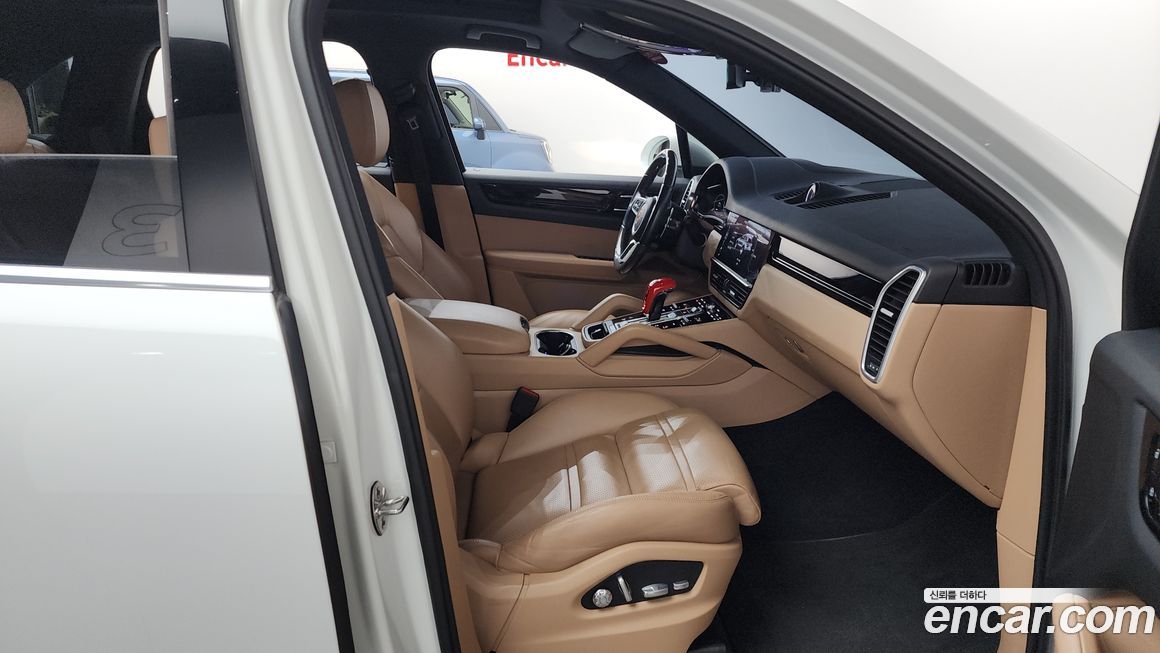 Porsche Cayenne 2020