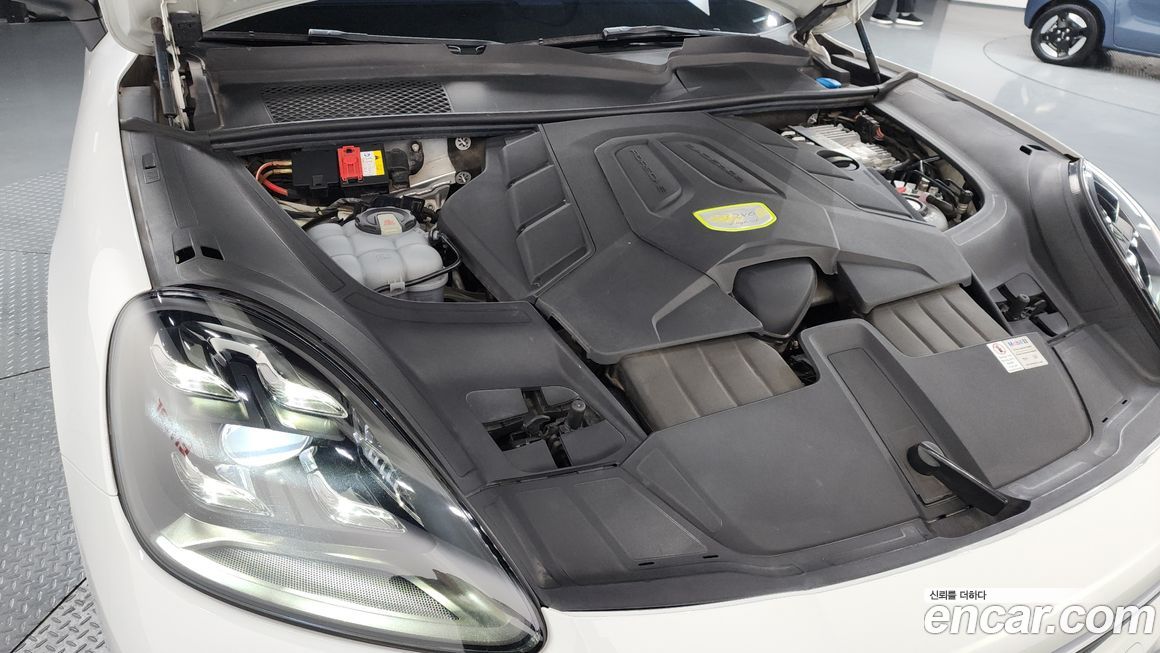 Porsche Cayenne 2020