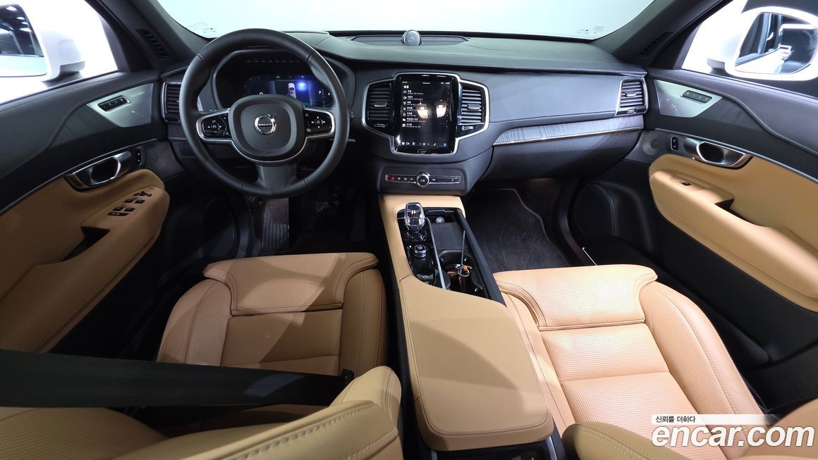 Volvo XC90 2025