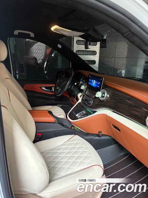 Mercedes-Benz V-Class 2019