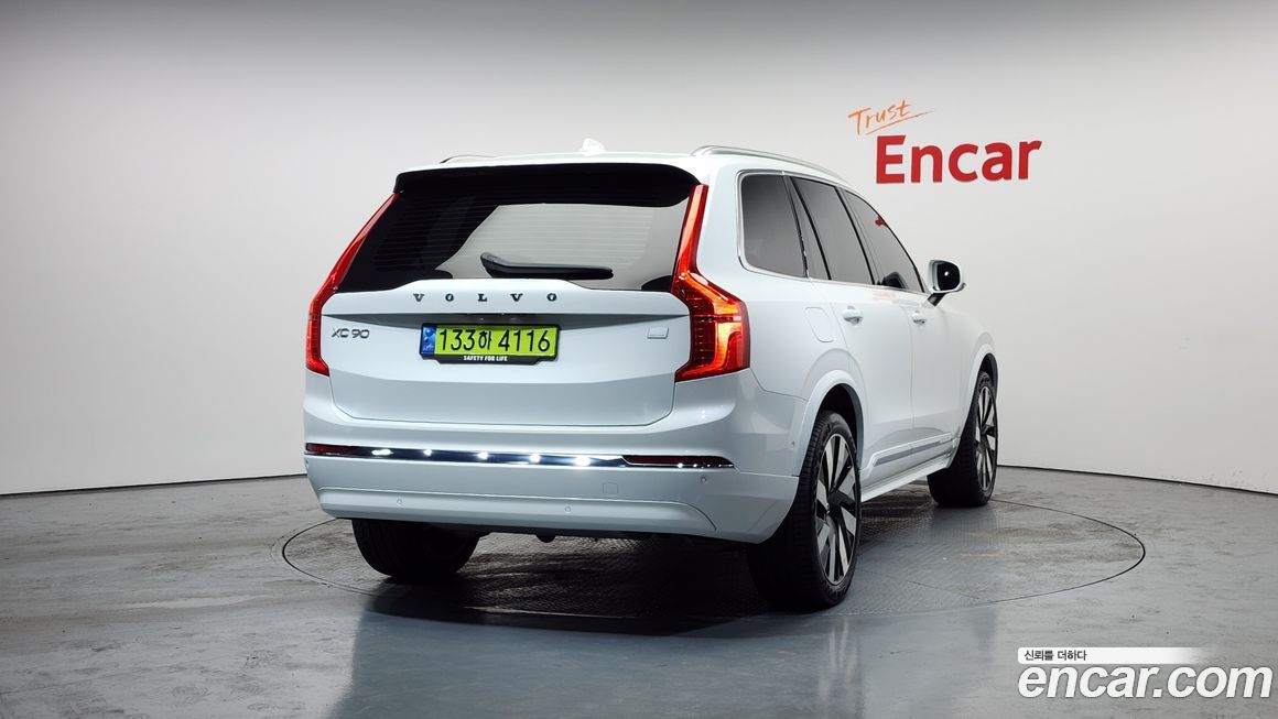 Volvo XC90 2024