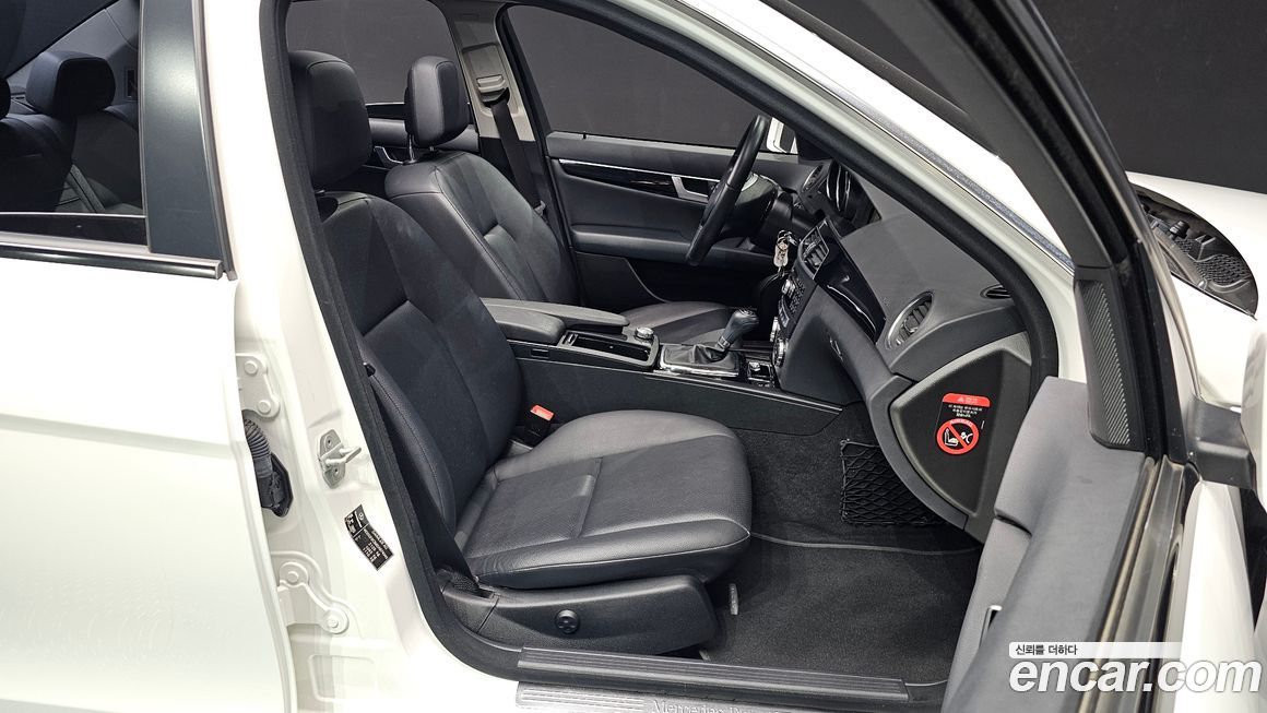 Mercedes-Benz C-Class 2013