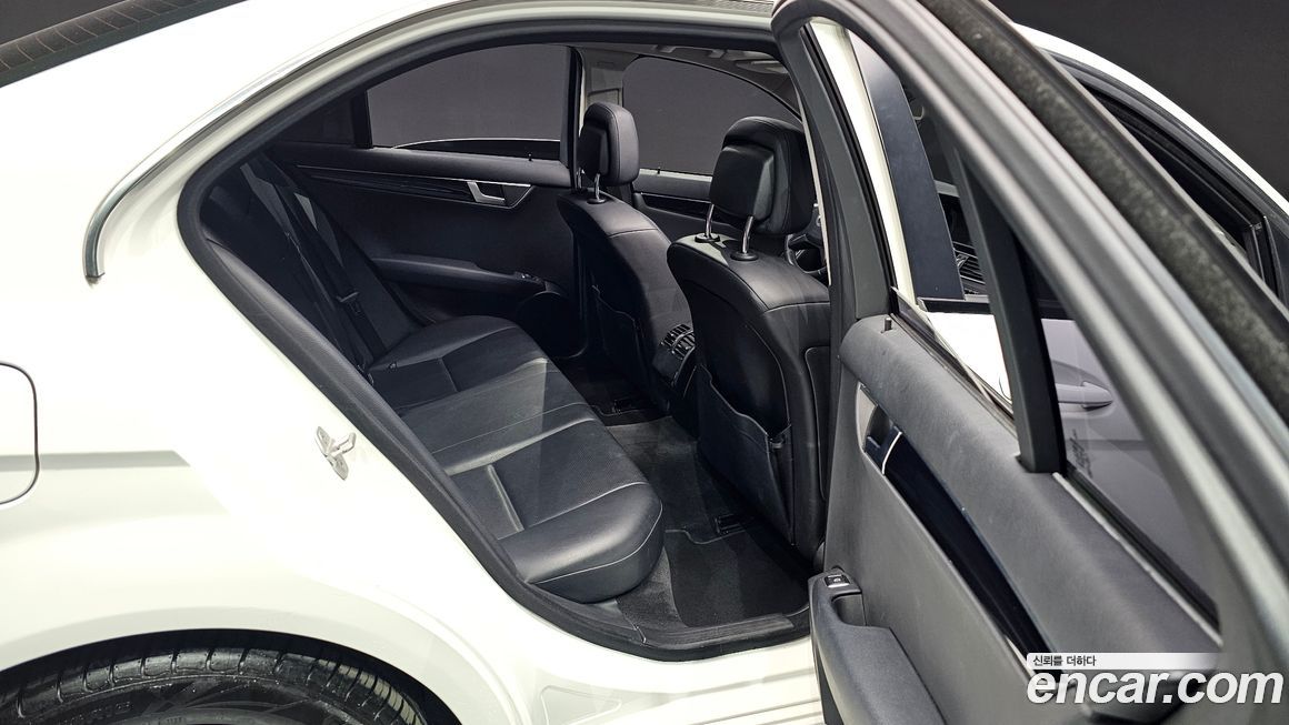 Mercedes-Benz C-Class 2013