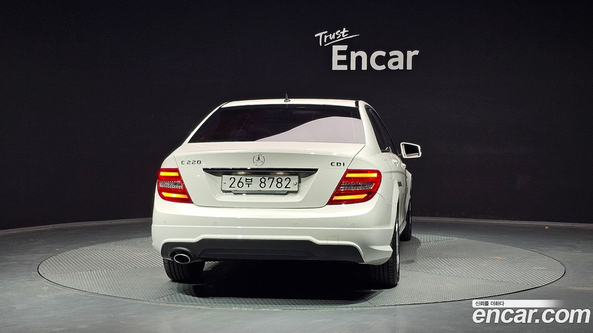 Mercedes-Benz C-Class 2013