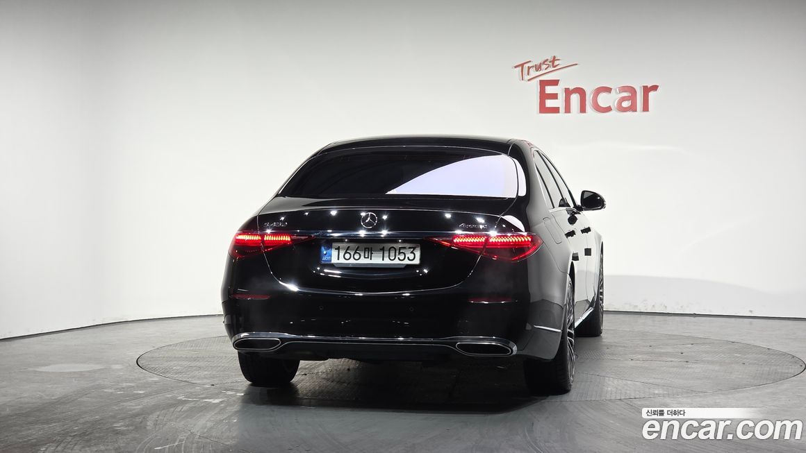 Mercedes-Benz S-Class 2022