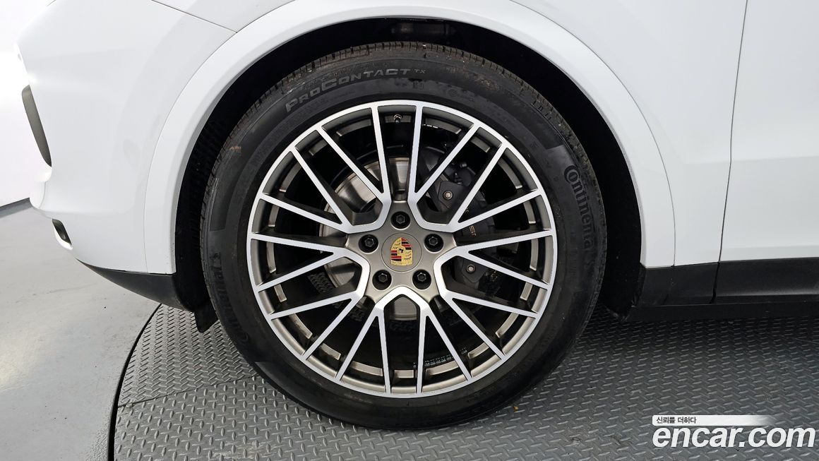 Porsche Cayenne 2023