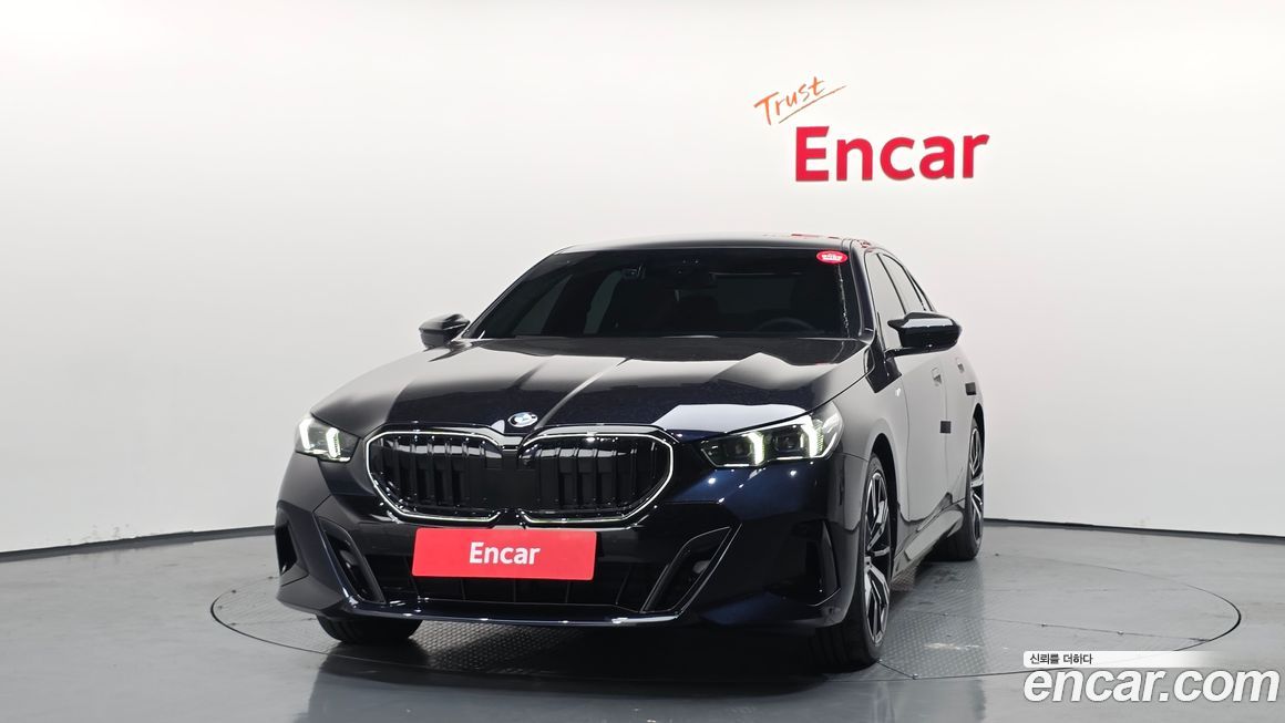 BMW 5-Series 2025