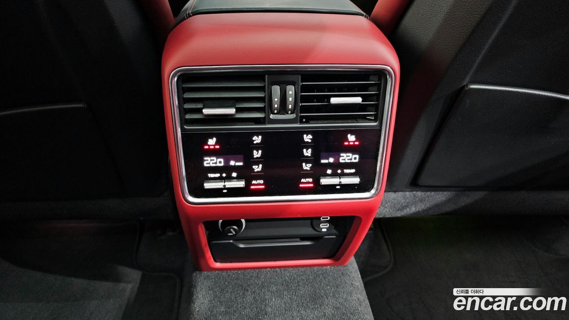 Porsche Cayenne 2023