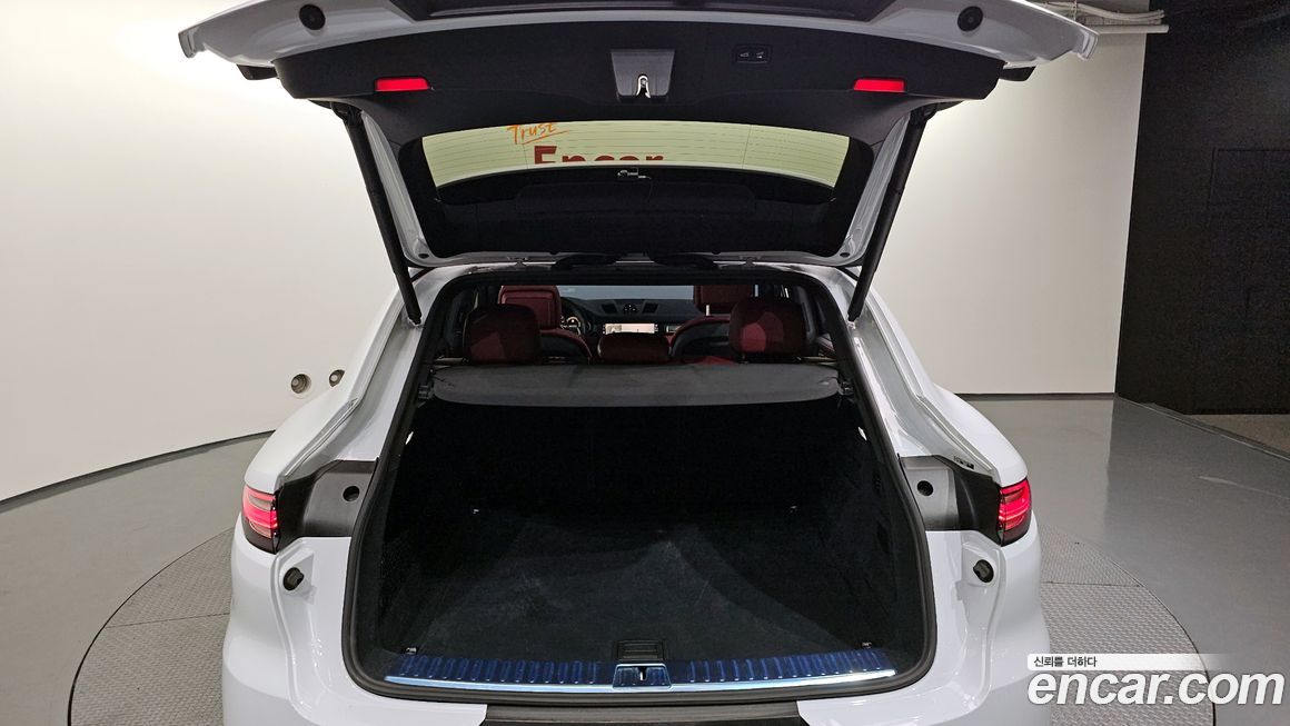 Porsche Cayenne 2023