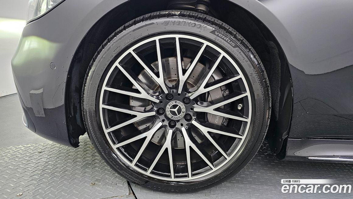 Mercedes-Benz S-Class 2022