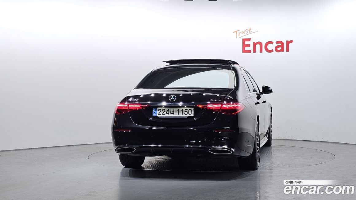 Mercedes-Benz S-Class 2022