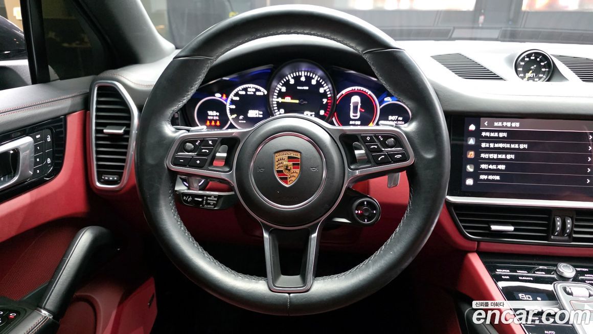 Porsche Cayenne 2022