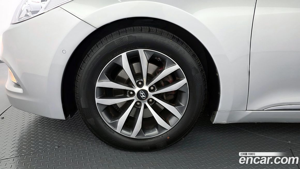 Hyundai Grandeur 2012