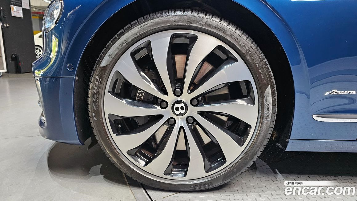 Bentley Flying Spur 2023