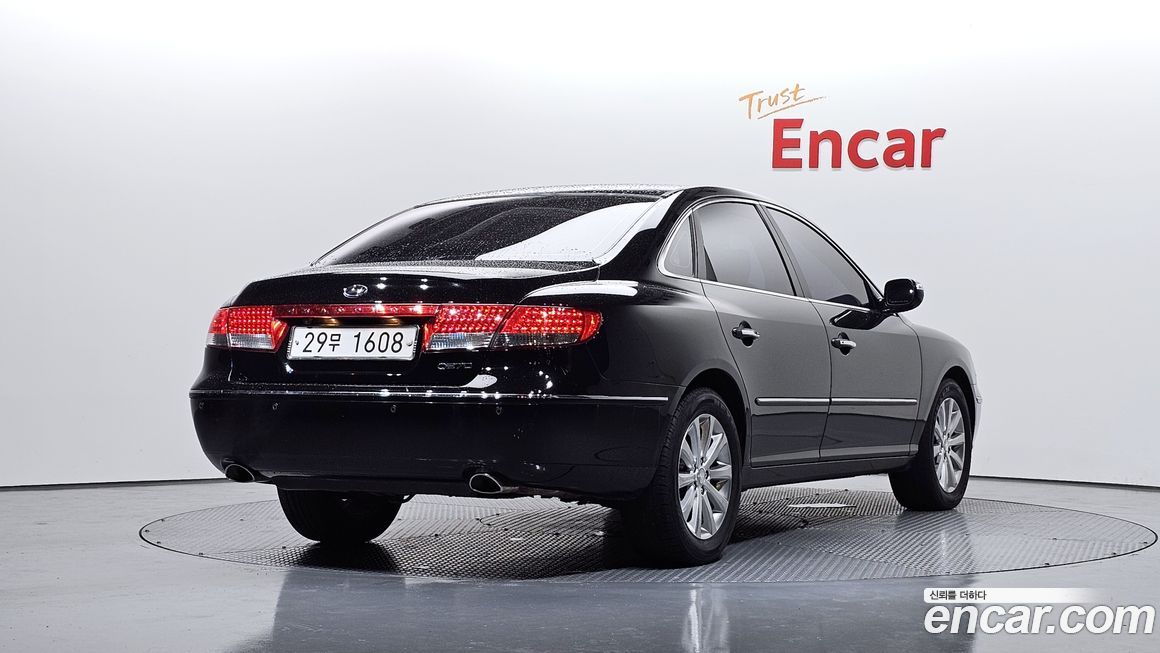 Hyundai Grandeur 2010
