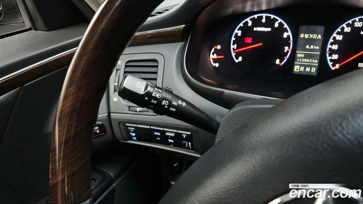 Hyundai Grandeur 2010