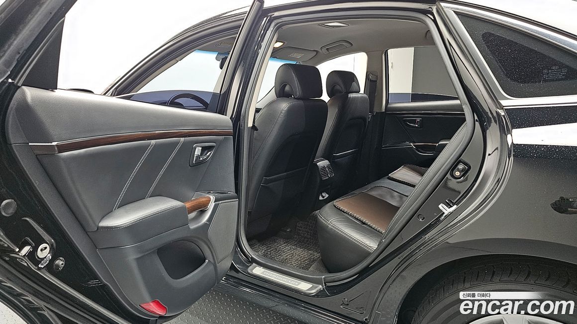 Hyundai Grandeur 2010