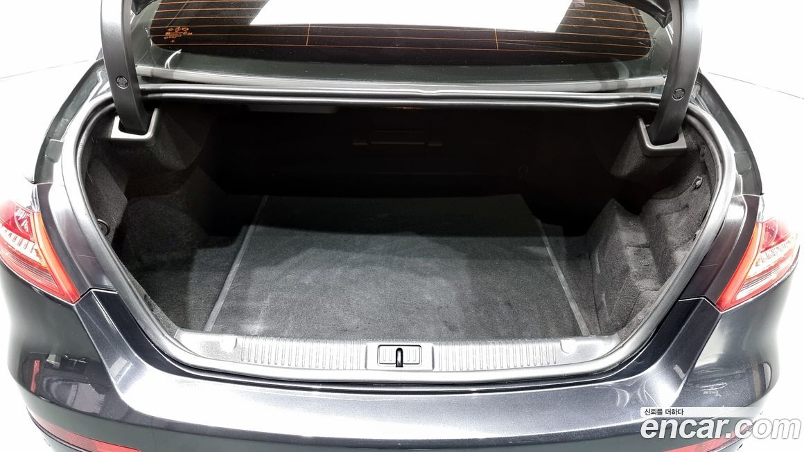 Renault-KoreaSamsung SM7 2012